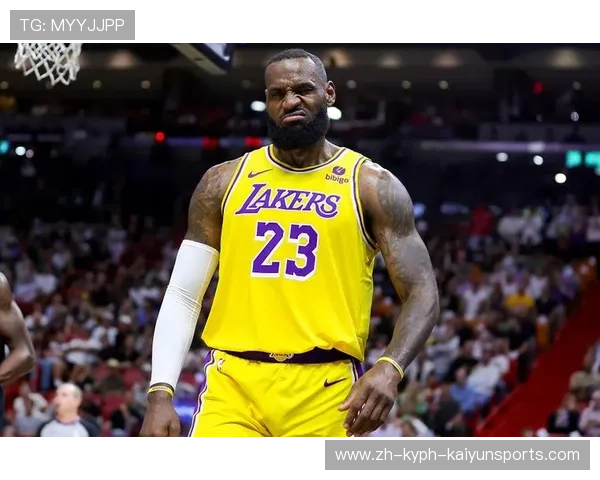 湖人VS太阳对决深度解析詹姆斯持球突破的战术价值